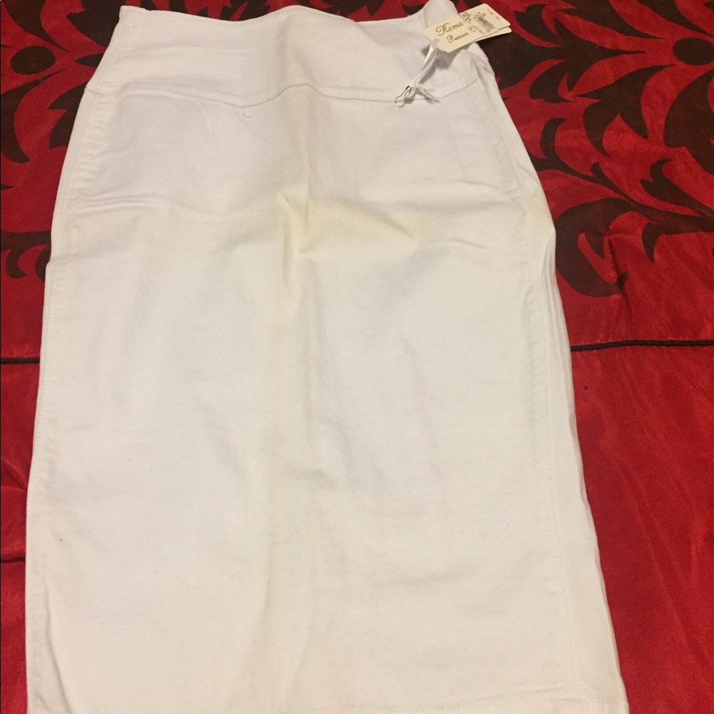 White high waist skirt